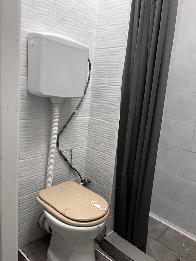 Fantomas*** City Center Apartments No2 3Bedroom + Living Room Szombathely Buitenkant foto